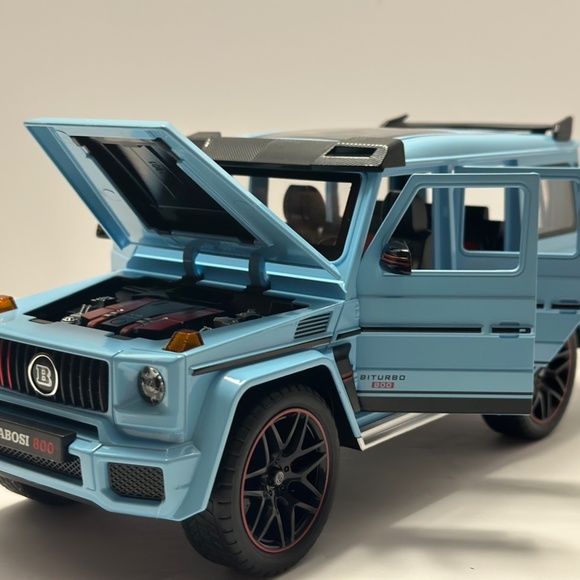 mercedes-benz g wagon G-CLASS 1:18 G700 SUV Metal Diecast Alloy Toys Cars Toy le - Picture 9 of 10